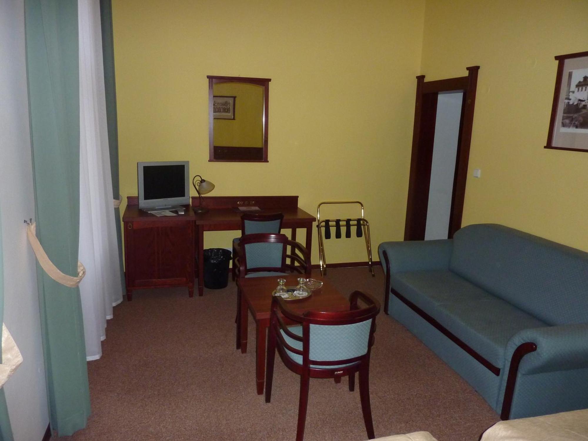 Grandhotel Garni Jihlava Exteriör bild