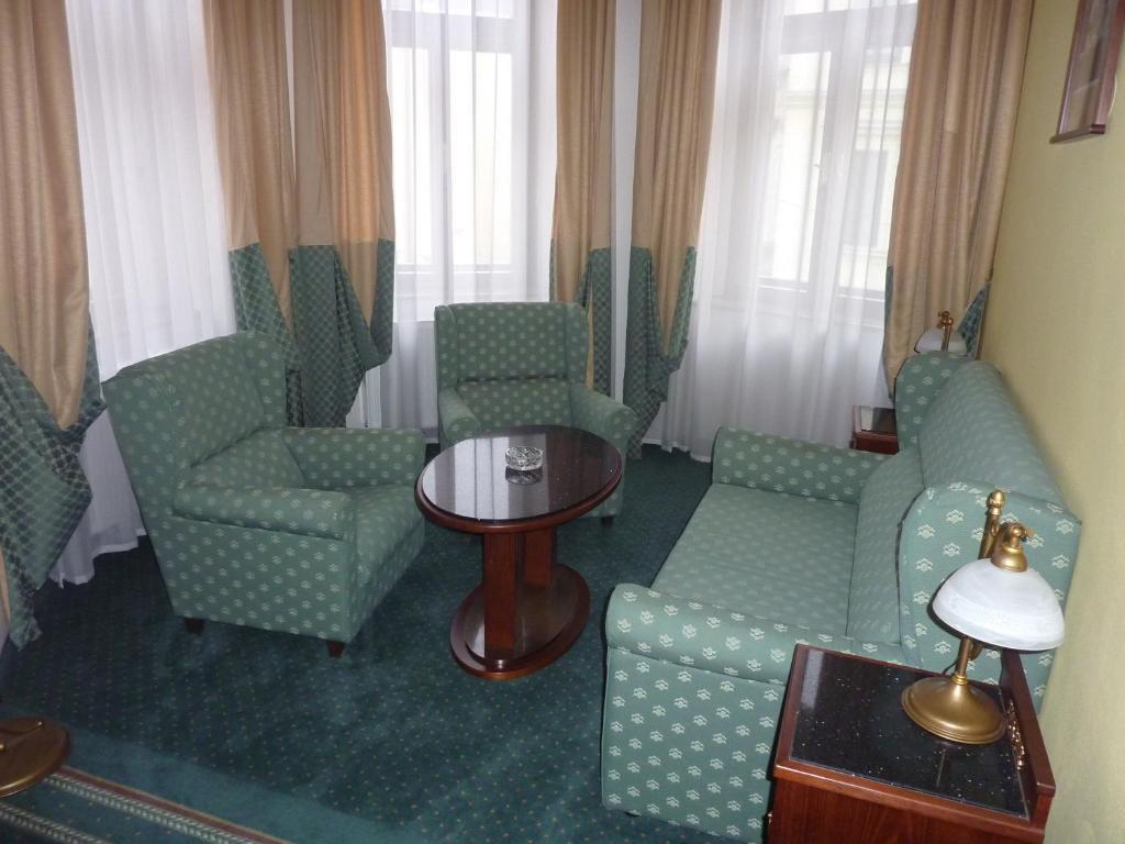 Grandhotel Garni Jihlava Rum bild