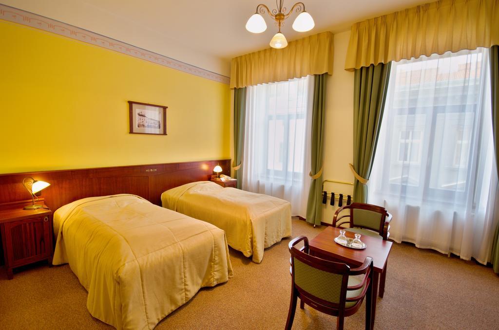 Grandhotel Garni Jihlava Exteriör bild