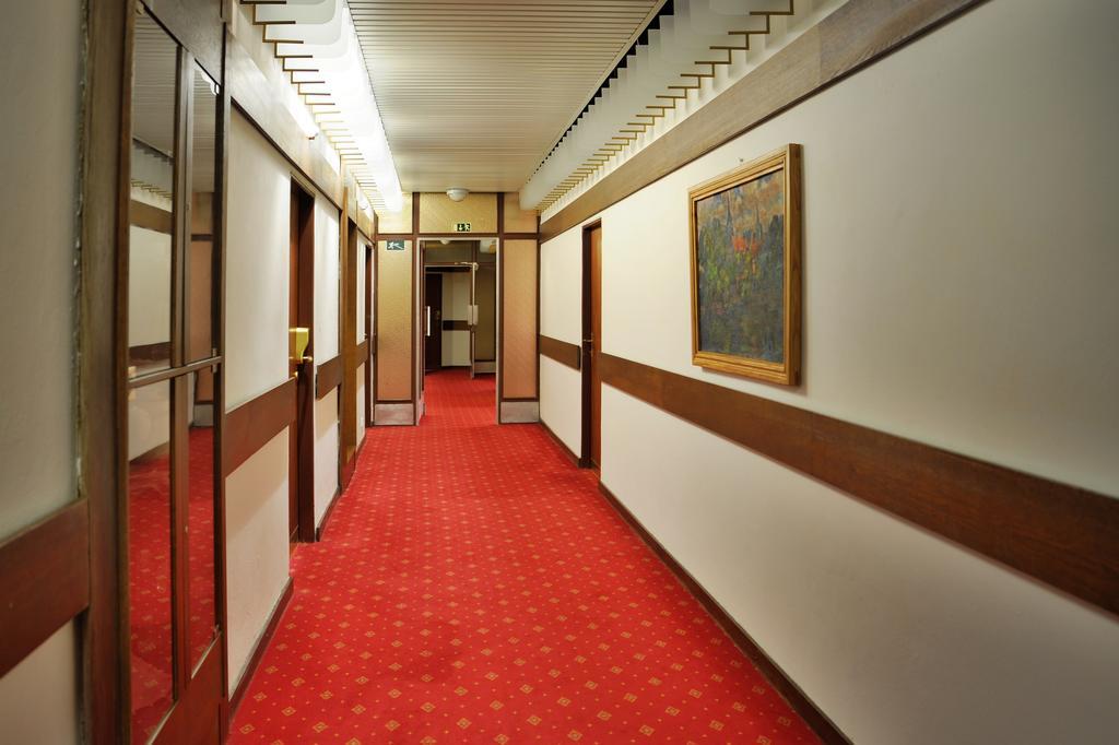 Grandhotel Garni Jihlava Exteriör bild