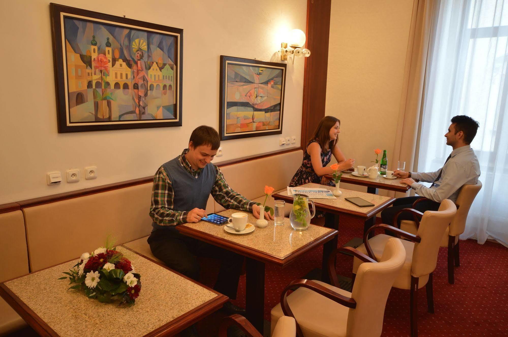 Grandhotel Garni Jihlava Exteriör bild